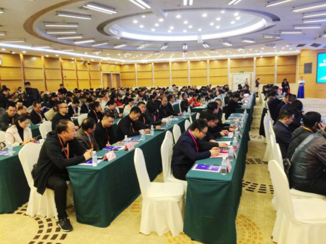 拼搏在线官网 - 首页